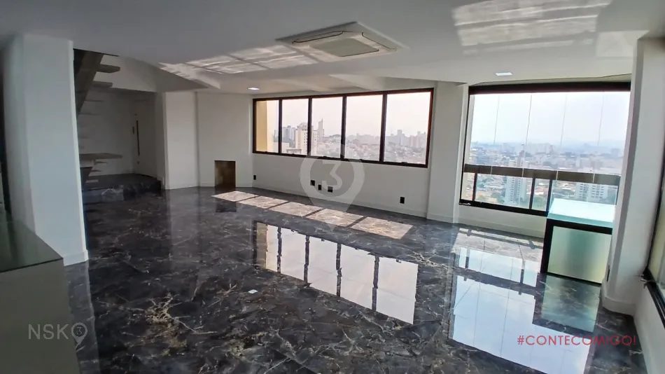 Apartamento com 3 Quartos e 3 vagas à Venda, 210 m² por R$ 2.495.000,00