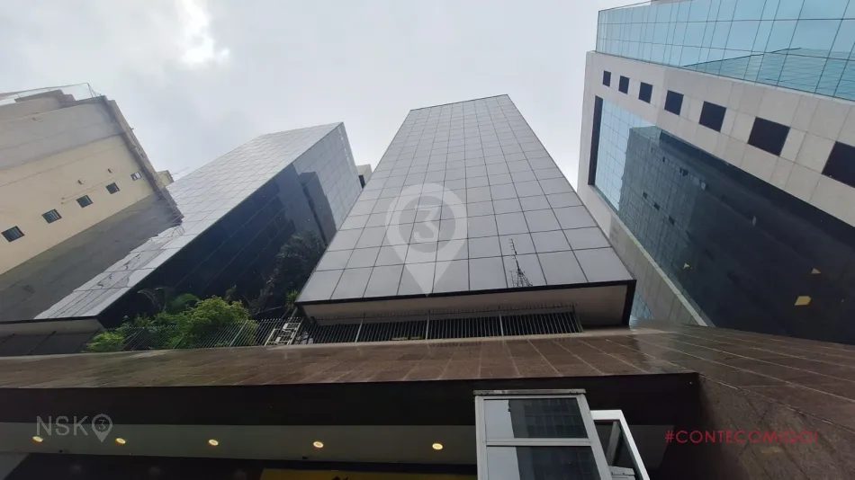 Imóvel com 5 Salas e 6 vagas à Venda, 404 m² por R$ 28.000,00