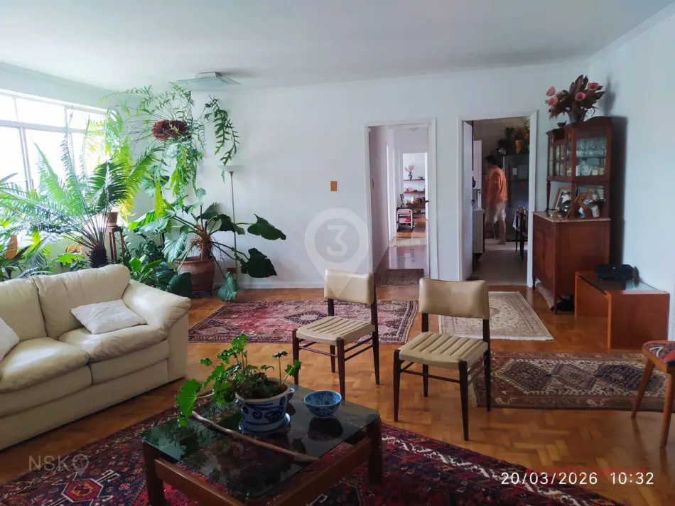 Apartamento com 3 Quartos e 1 vaga à Venda, 145 m² por R$ 1.321.000,00