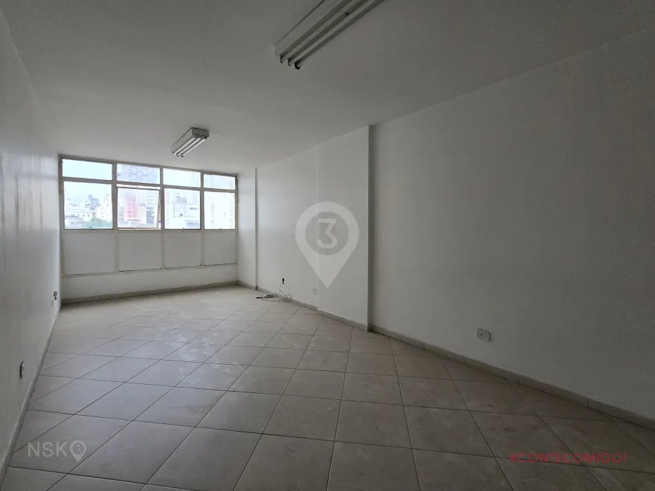Sala Comercial com 1 Sala e 1 vaga à Venda, 33 m² por R$ 189.000,00
