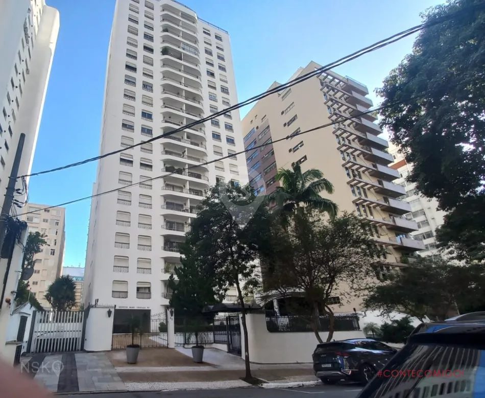 Apartamento com 2 Quartos e 3 vagas à Venda, 150 m² por R$ 2.400.000,00
