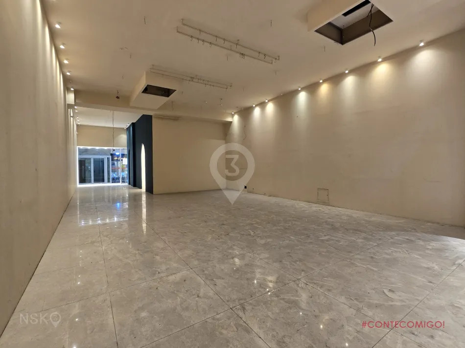 Loja com 2 Salas para Locação, 227 m² por R$ 49.000,00