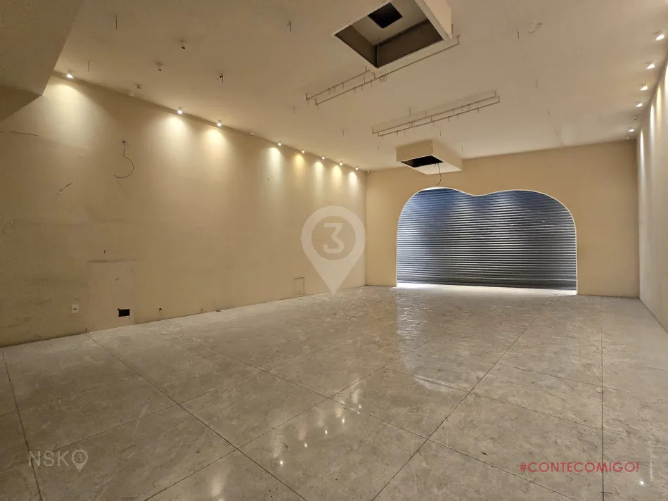 Loja com 2 Salas para Locação, 227 m² por R$ 49.500,00