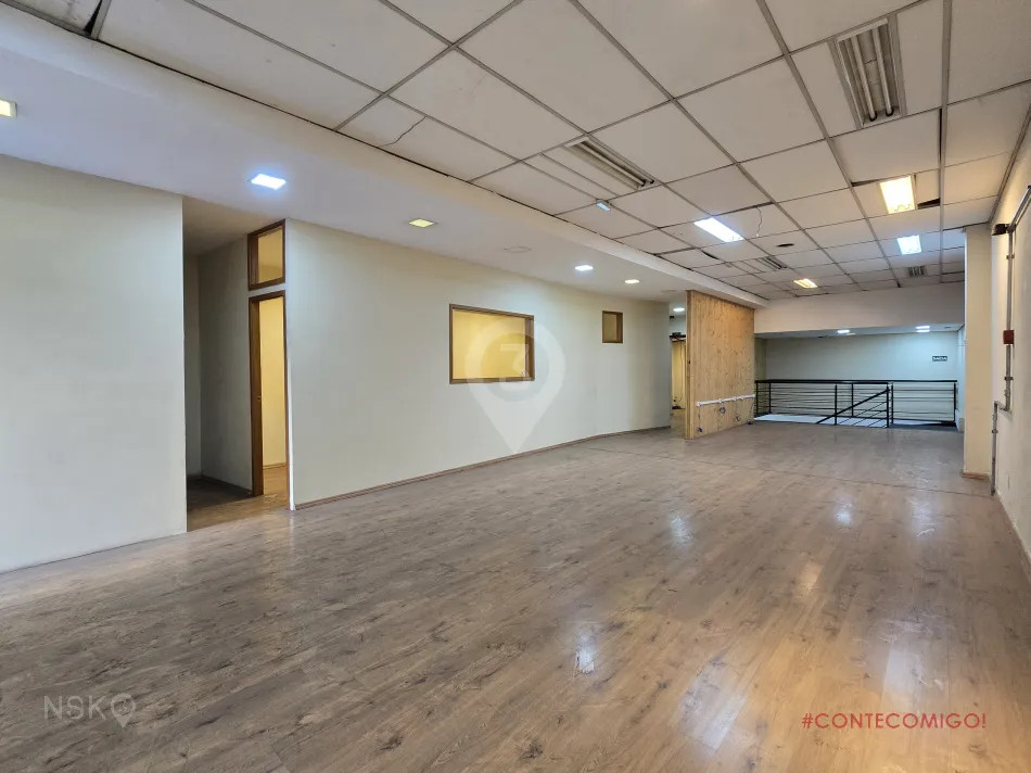 Loja com 2 Salas para Locação, 227 m² por R$ 50.000,00