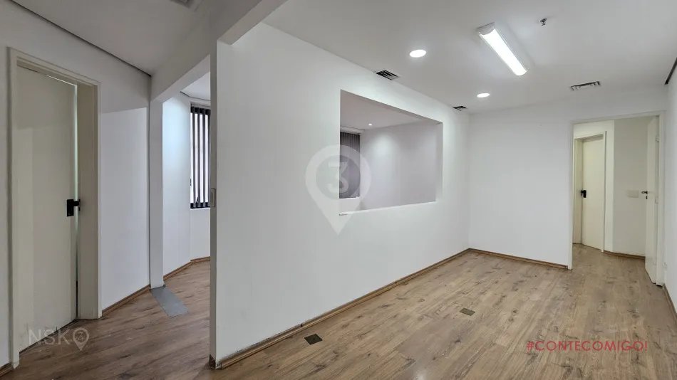 Sala Comercial com 2 Salas e 2 vagas à Venda, 65 m² por R$ 397.000,00