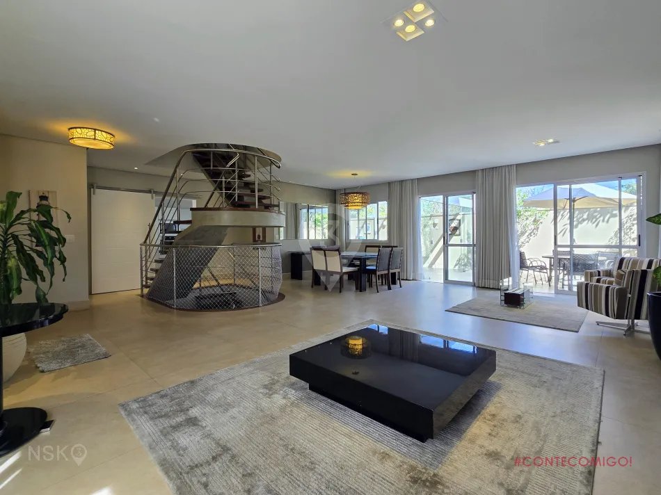 Imóvel com 4 Quartos e 6 vagas à Venda, 470 m² por R$ 3.790.000,00