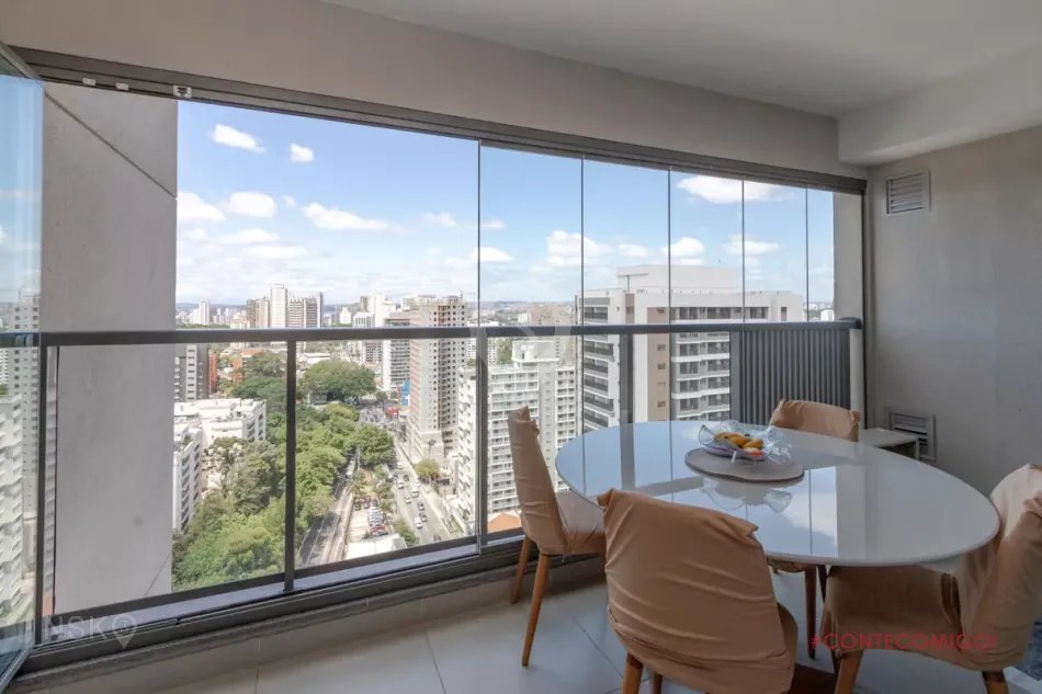 Apartamento com 1 Quarto e 1 vaga à Venda, 43 m² por R$ 651.000,00