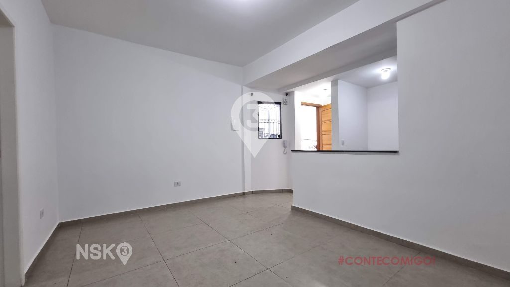 Casa em Condomínio para alugar 50m²  - 2 Quartos - Quintal - Vaga Demarcada - Cod 45157