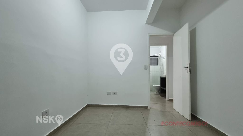 Casa em Condomínio para alugar 50m²  - 2 Quartos - Quintal - Vaga Demarcada - Cod 45157