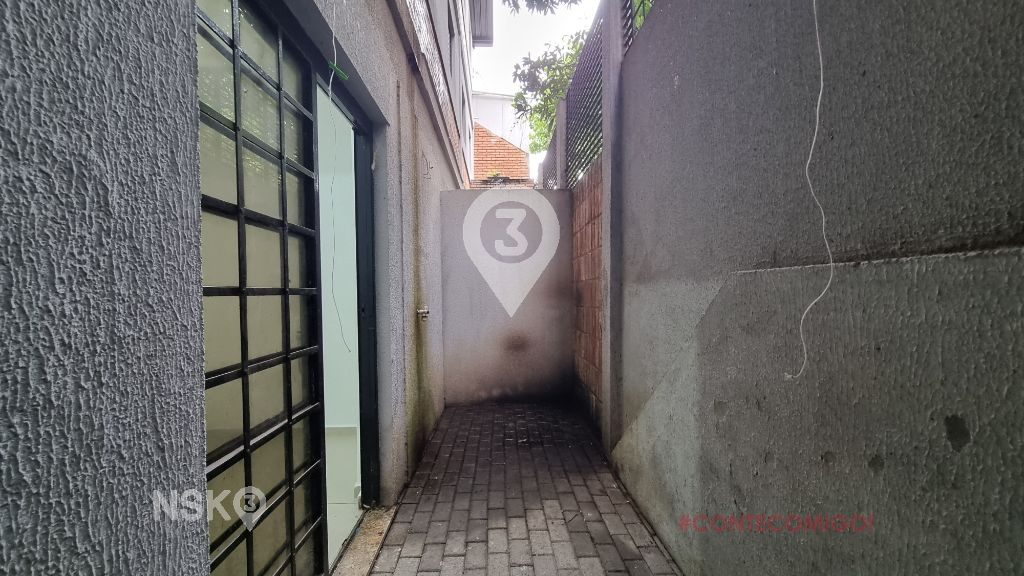 Casa em Condomínio para alugar 50m²  - 2 Quartos - Quintal - Vaga Demarcada - Cod 45157